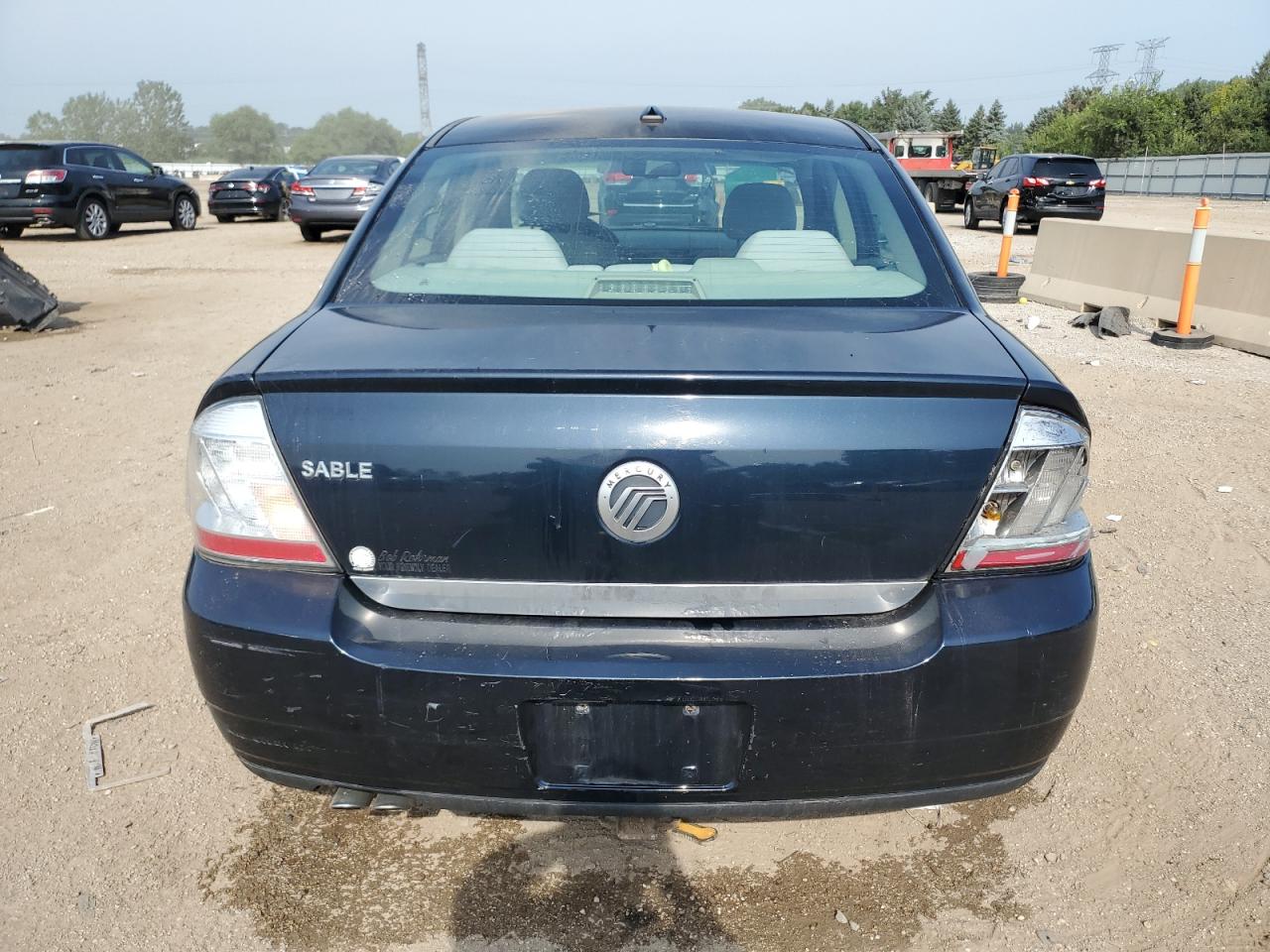 2008 Mercury Sable Luxury VIN: 1MEHM40W68G613776 Lot: 67950605