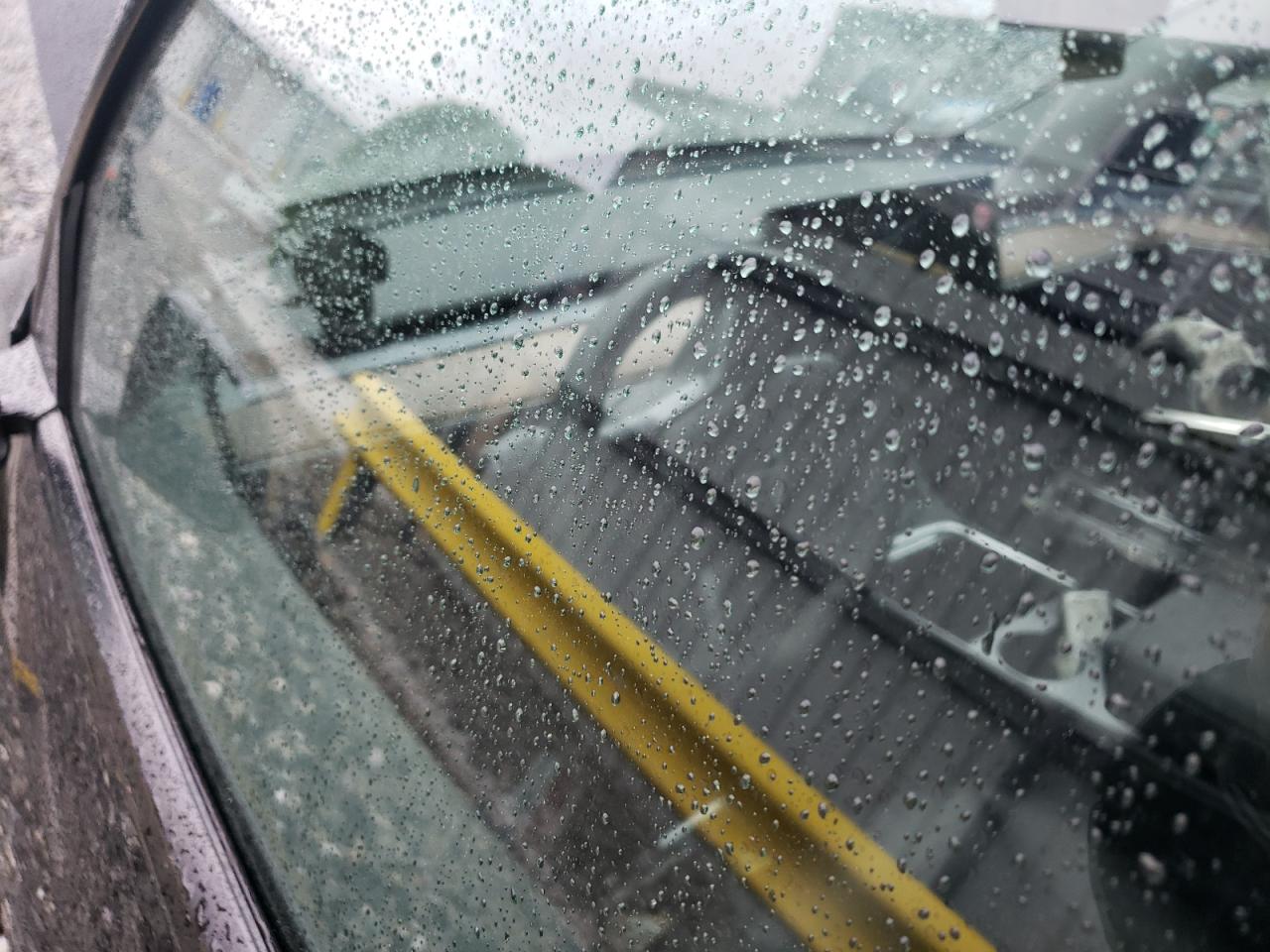 2025 Tesla Model Y VIN: 7SAYGAEE9SF233987 Lot: 69550485