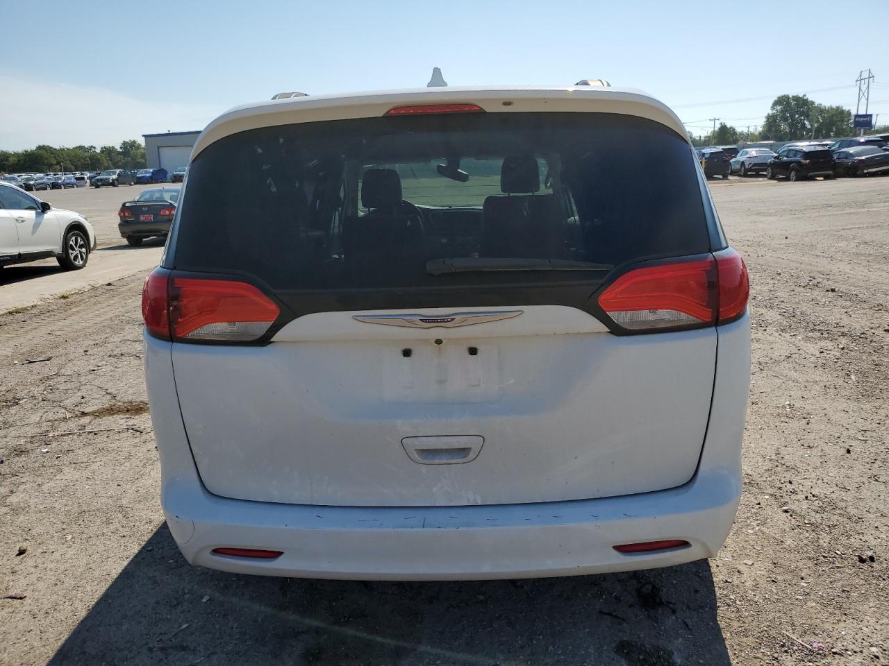 2020 Chrysler Voyager Lxi VIN: 2C4RC1DG6LR182177 Lot: 68681655