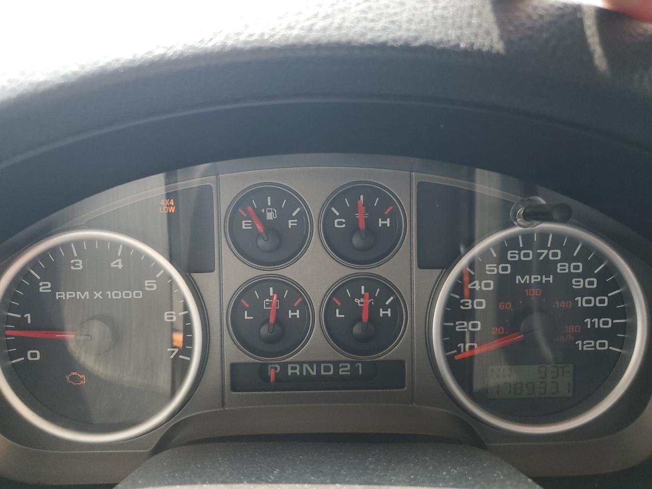 2005 Ford F150 VIN: 1FTPX14535NA31596 Lot: 68454795