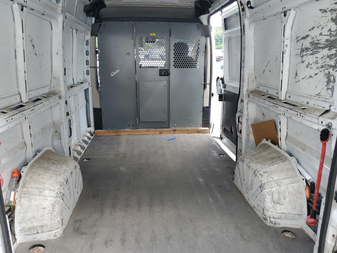 2018 Ram Promaster 2500 2500 High VIN: 3C6TRVCG1JE112900 Lot: 67670145