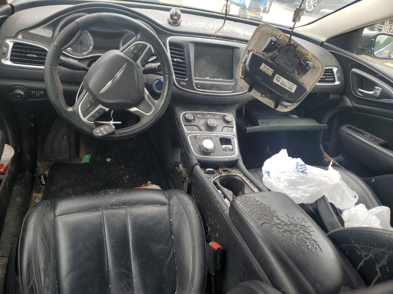 2015 Chrysler 200 C VIN: 1C3CCCCB1FN645551 Lot: 70598585