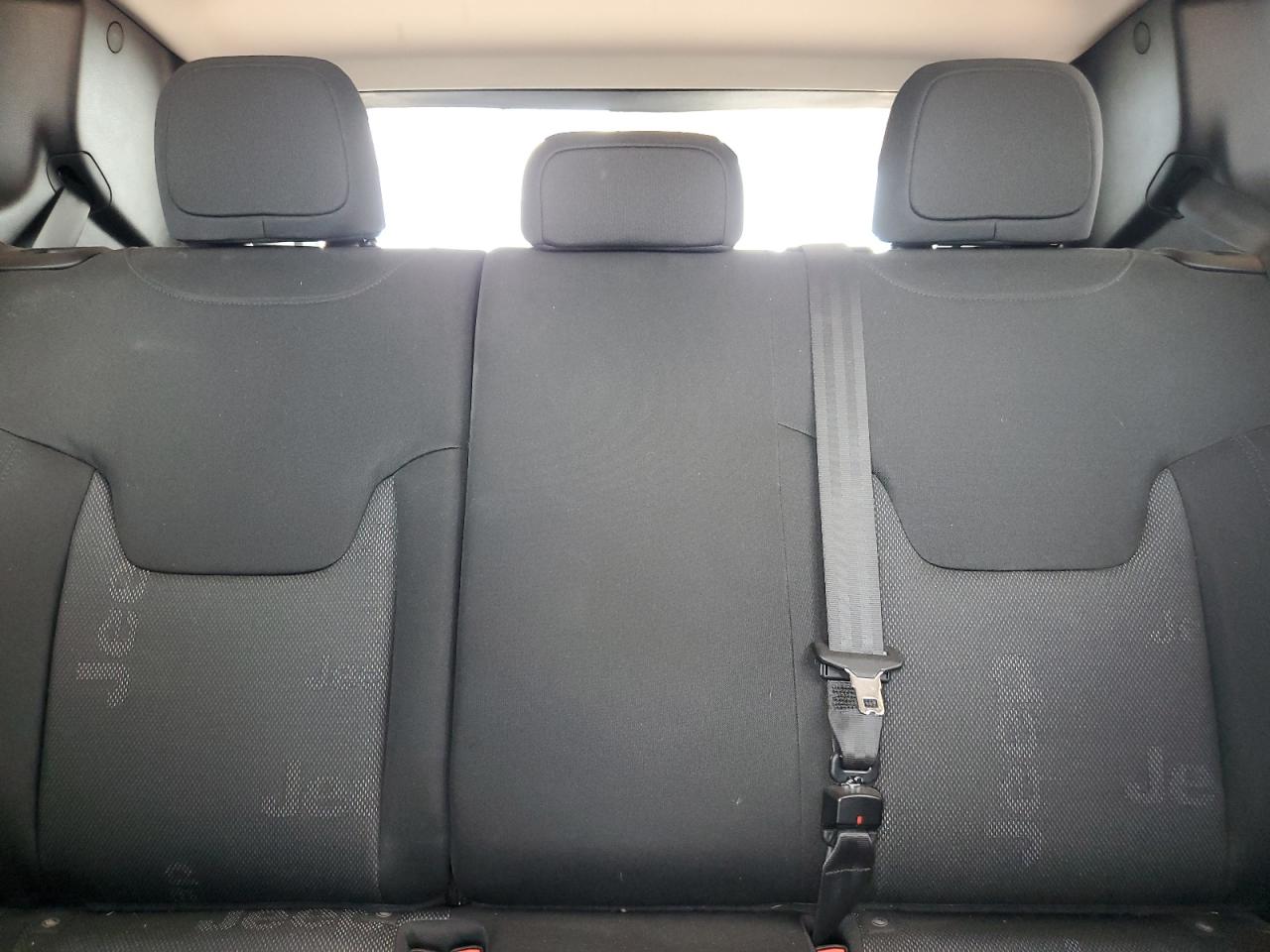 2017 Jeep Renegade Latitude VIN: ZACCJABB5HPF83508 Lot: 70333805