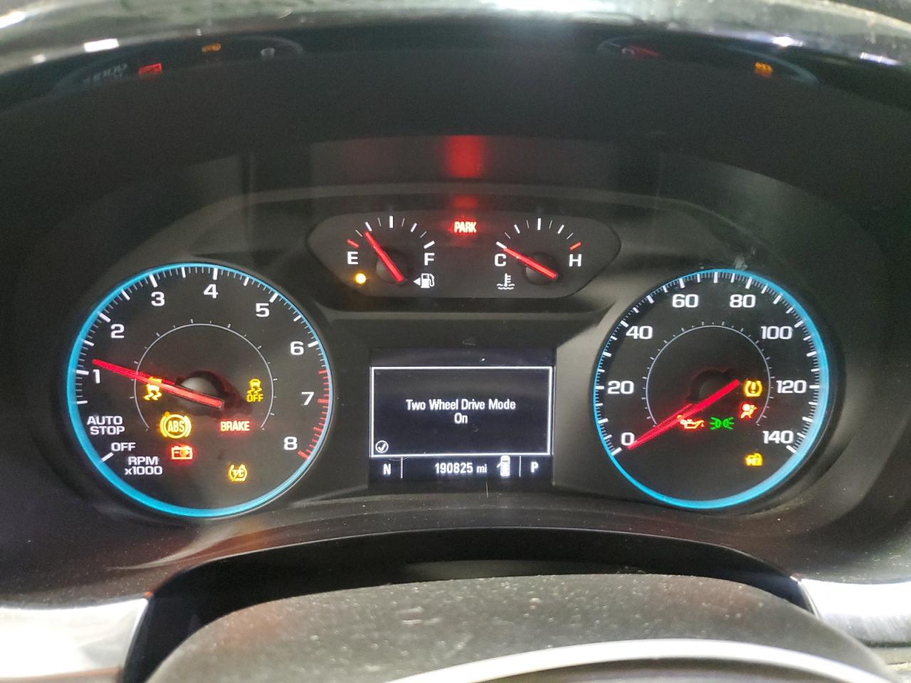 2018 Chevrolet Traverse Ls VIN: 1GNEVFKW4JJ201138 Lot: 68176555