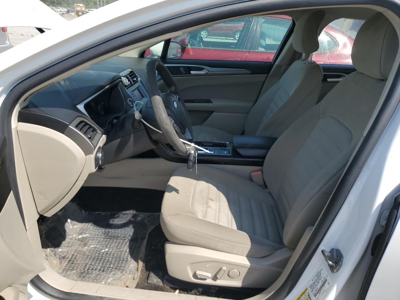 2018 Ford Fusion Se VIN: 3FA6P0H71JR111932 Lot: 69190085