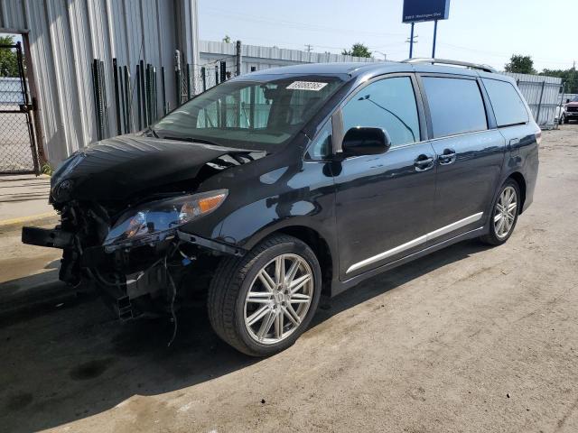  TOYOTA SIENNA 2012 Czarny