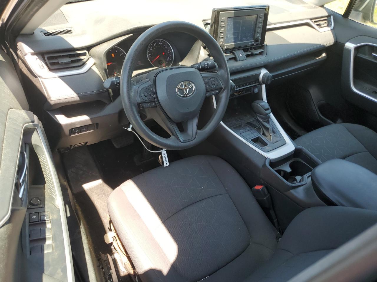 2021 Toyota Rav4 Xle VIN: 2T3W1RFV9MC138475 Lot: 68222265