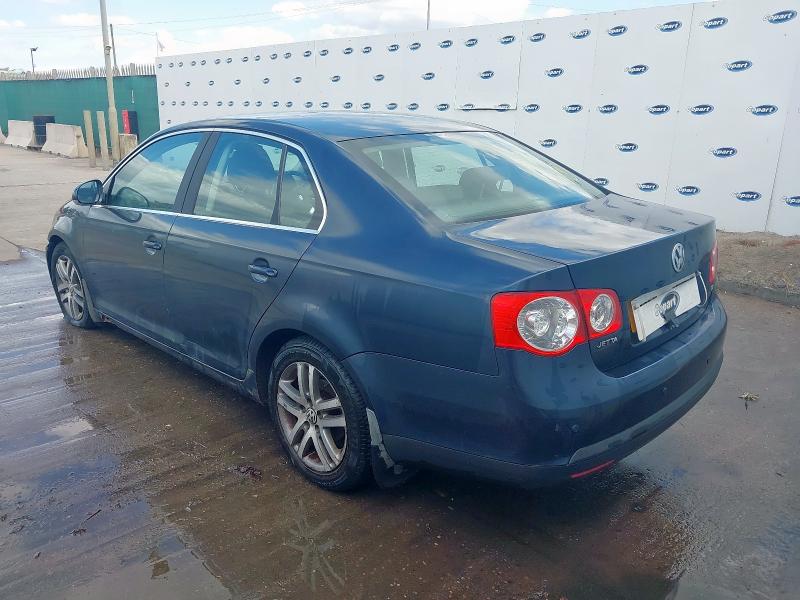 2009 VOLKSWAGEN JETTA SE TDI DSG DPF S-A 1.9 SE TDI PD DPF 4DR DSG [7]