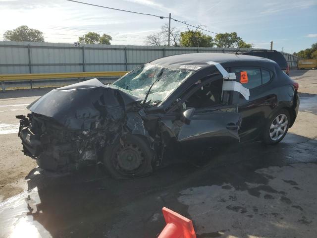  MAZDA 3 2016 Czarny
