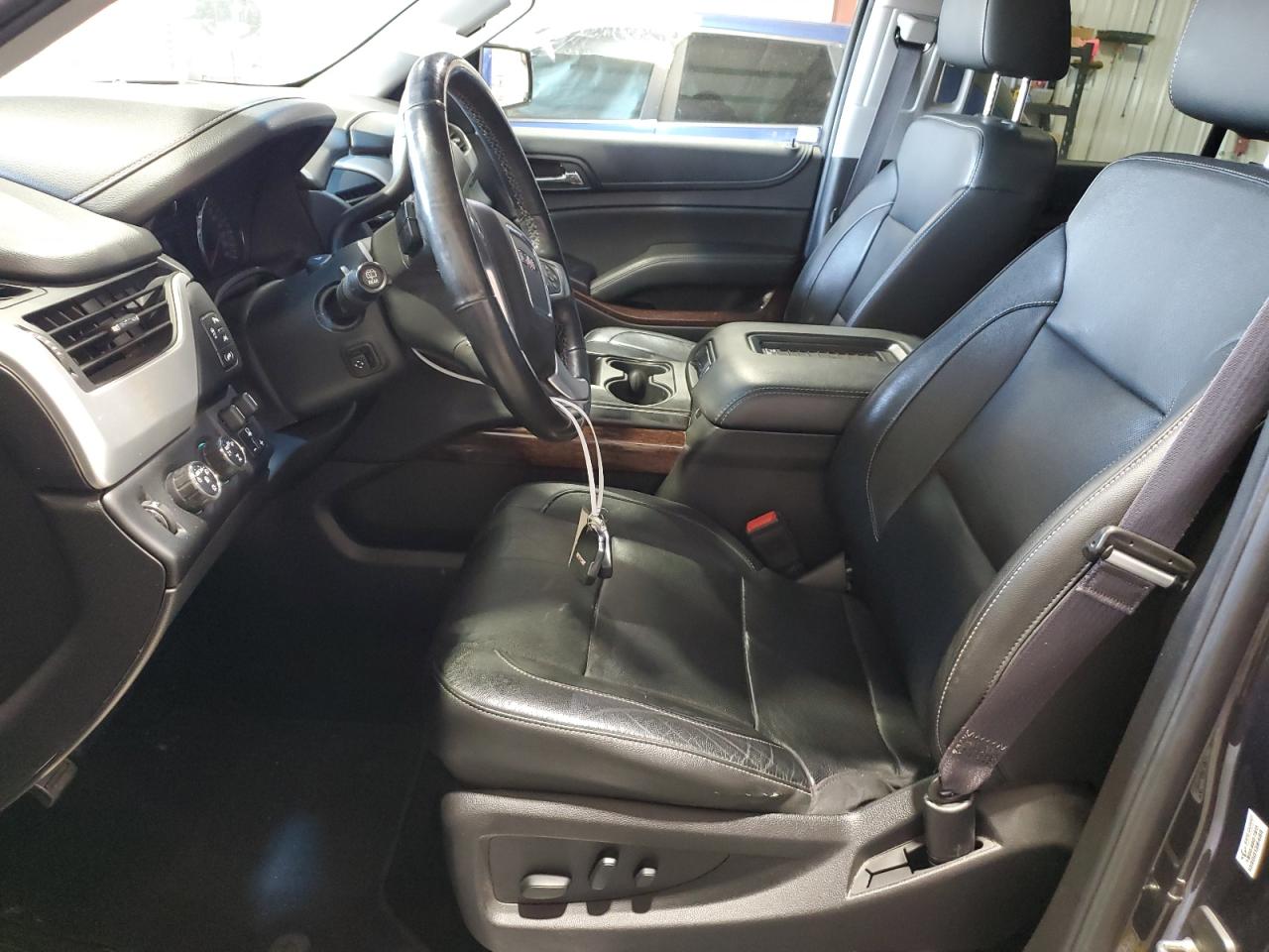 2017 GMC Yukon Xl K1500 Slt VIN: 1GKS2GKC5HR253734 Lot: 66716855