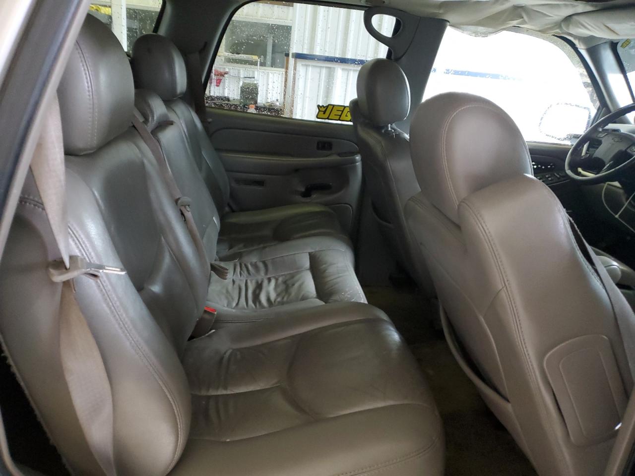 2004 Chevrolet Tahoe C1500 VIN: 1GNEC13Z54R264420 Lot: 70382425