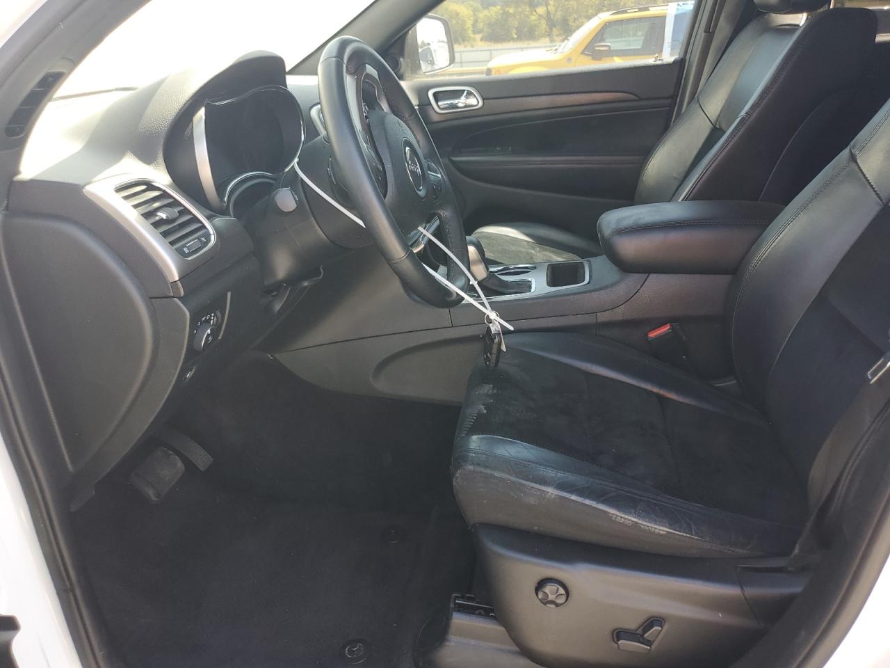 2018 Jeep Grand Cherokee Laredo VIN: 1C4RJEAG4JC322623 Lot: 71028255