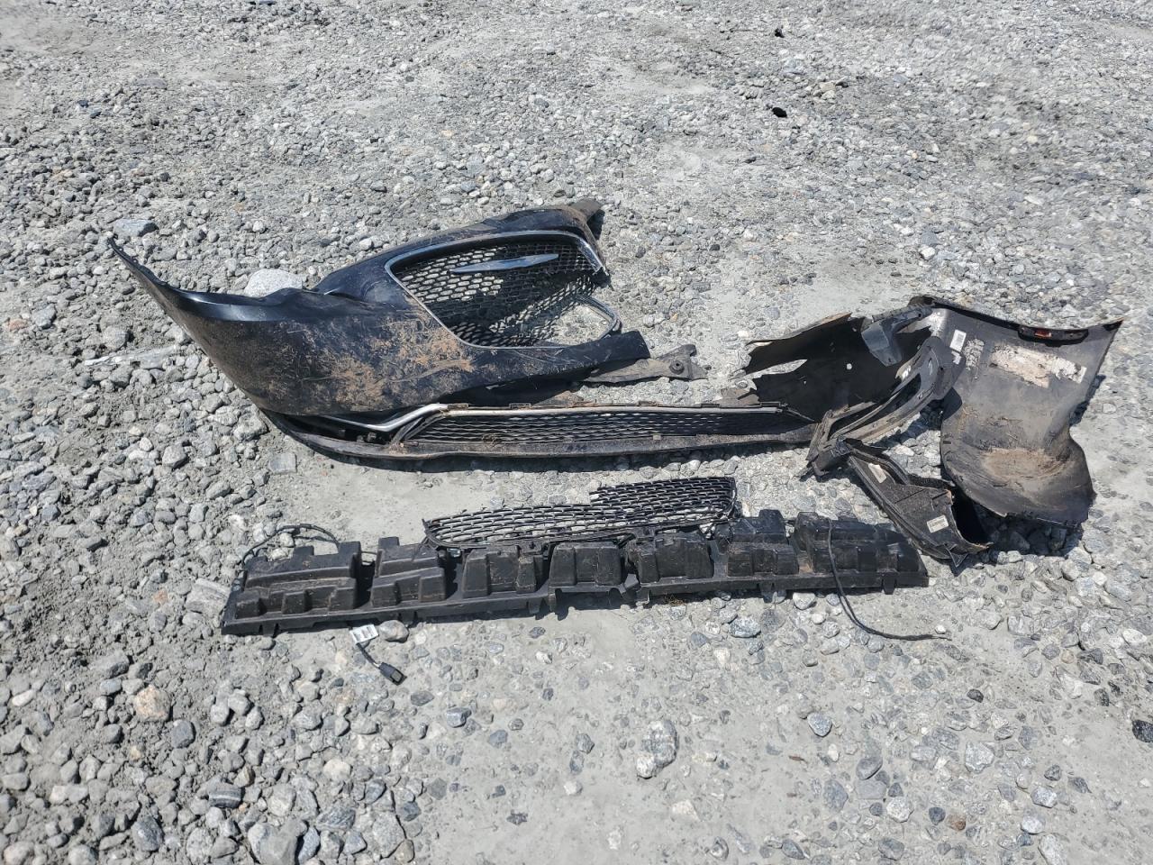 2015 Chrysler 300C VIN: 2C3CCAEG0FH882540 Lot: 68506015