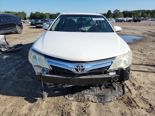 Sedans TOYOTA CAMRY 2014 Biały