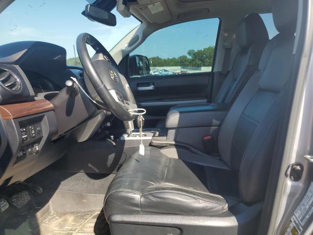  TOYOTA TUNDRA 2019 Srebrny