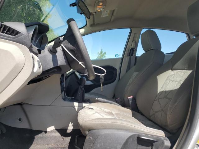 2011 FORD FIESTA SE  