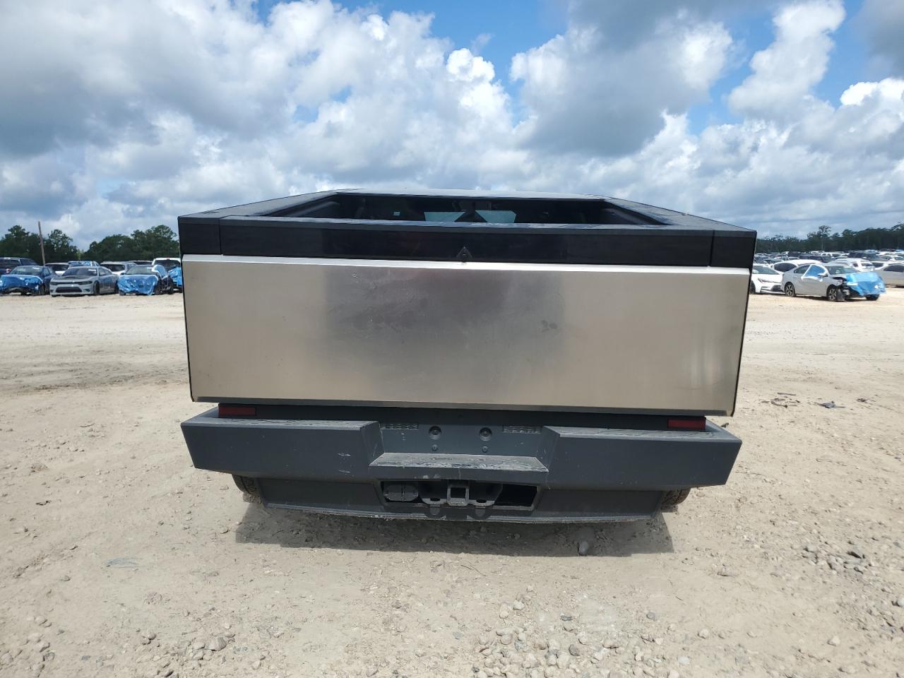 2024 Tesla Cybertruck VIN: 7G2CEHED2RA050366 Lot: 66462675