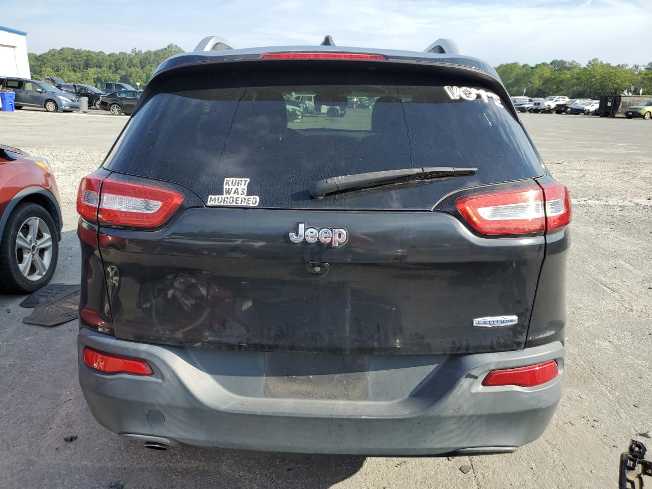 2016 Jeep Cherokee Latitude VIN: 1C4PJLCB4GW161114 Lot: 70185965