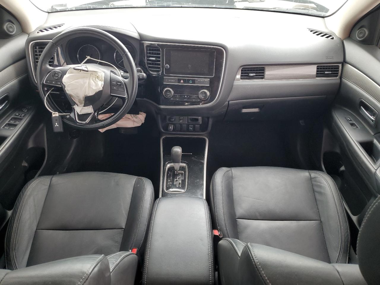 2019 Mitsubishi Outlander Se VIN: JA4AD3A30KJ000316 Lot: 68860135