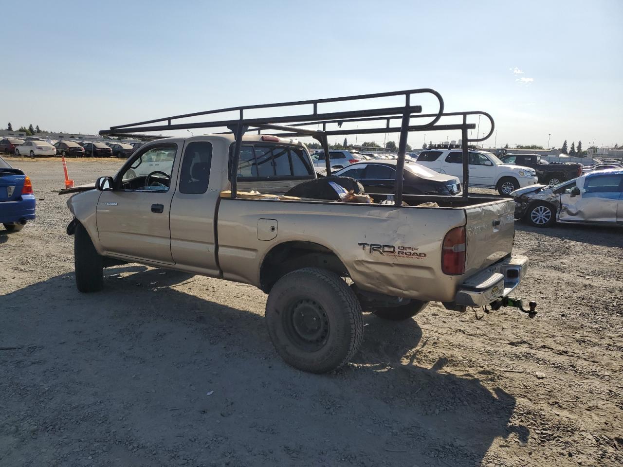 2000 Toyota Tacoma Xtracab beige null gasoline 4TAWN72N8YZ583708 photo #3