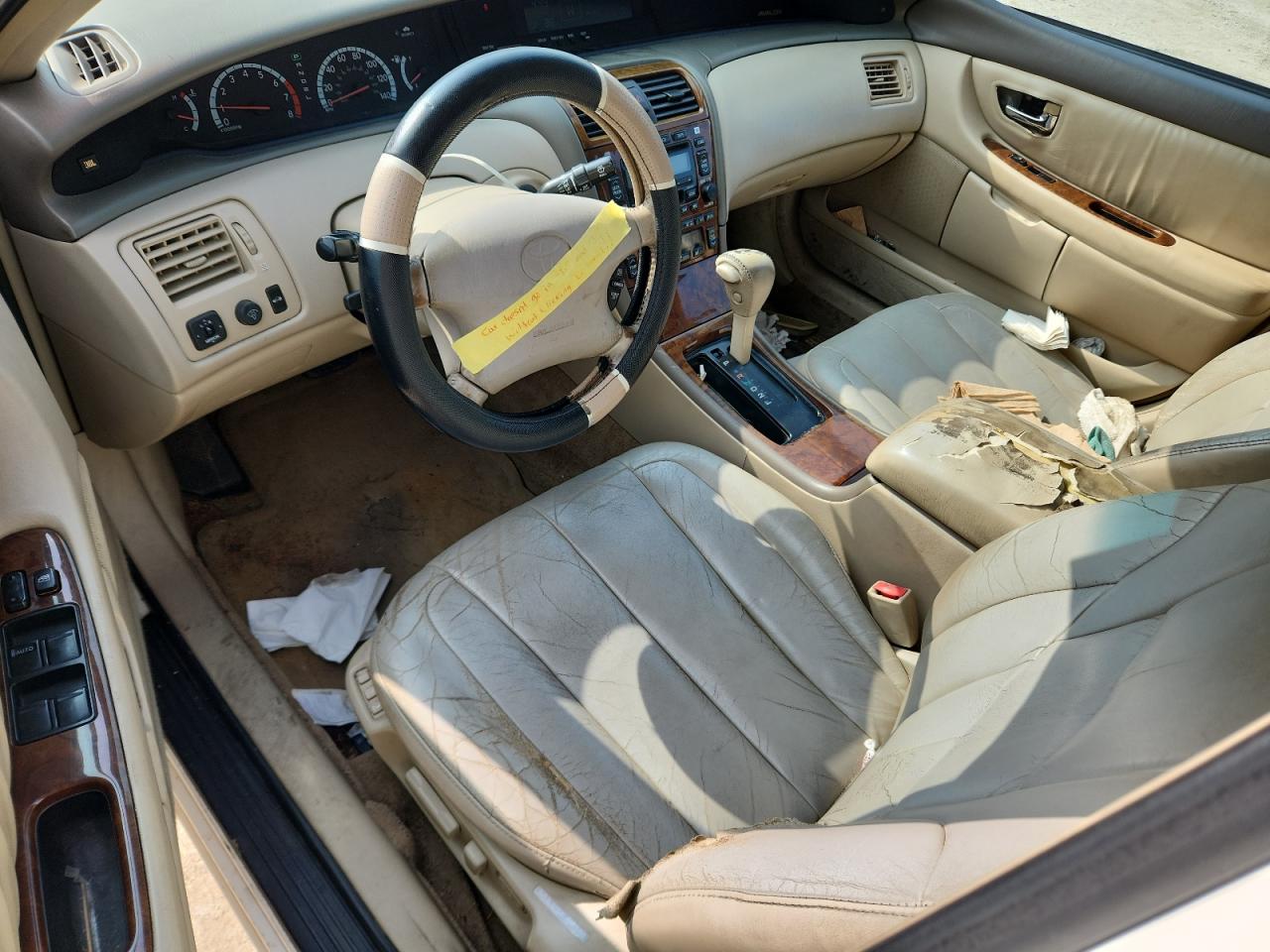 2000 Toyota Avalon Xl VIN: 4T1BF28B1YU070860 Lot: 68002875