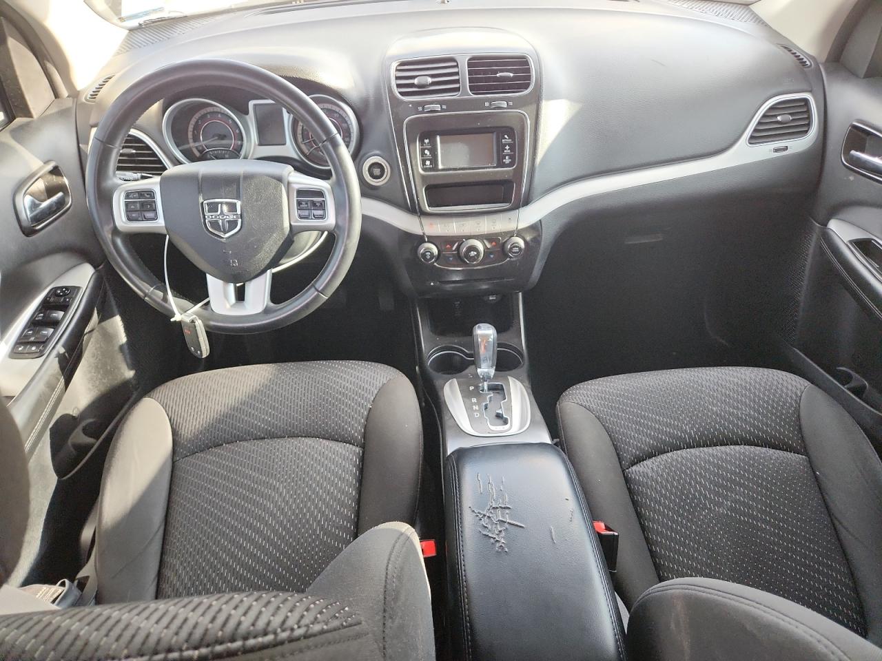 2018 Dodge Journey Se VIN: 3C4PDCAB1JT383553 Lot: 70212615