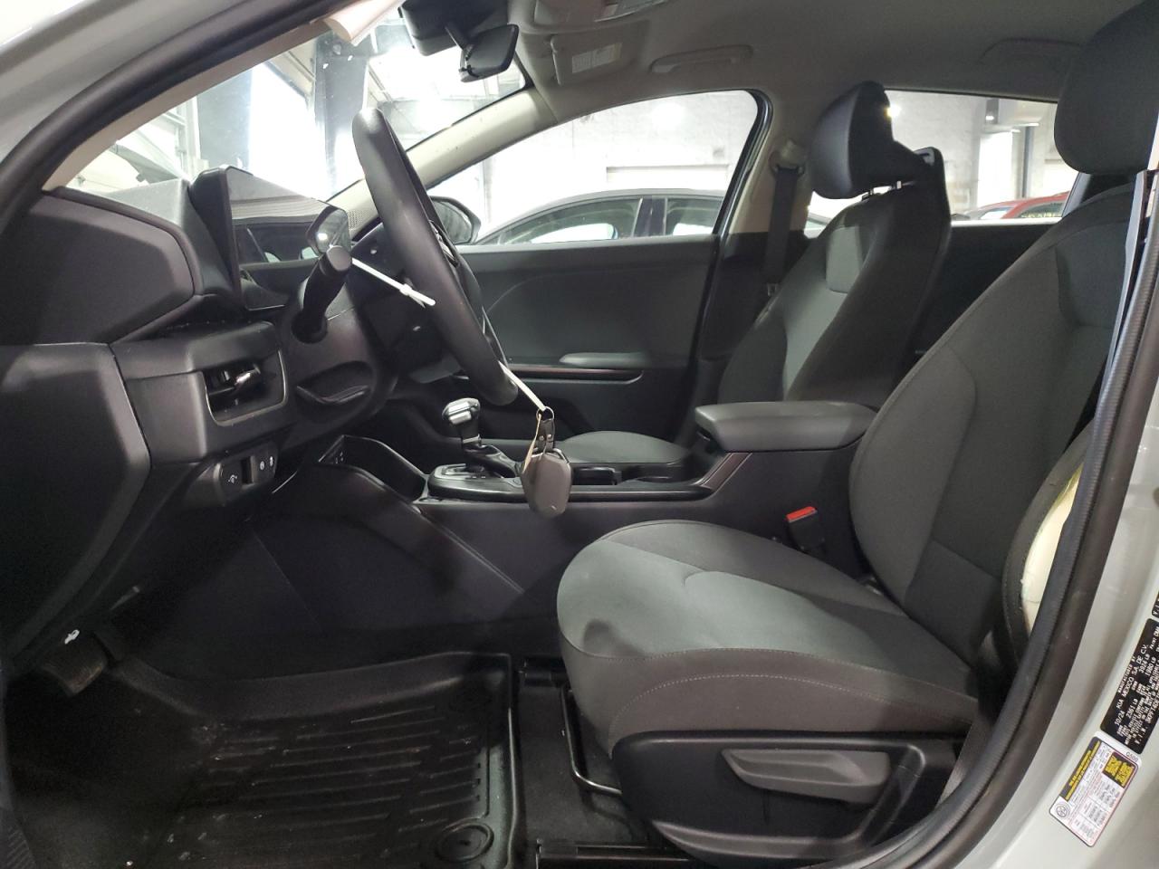 2025 Kia K4 Lx VIN: 3KPFT4DE7SE042884 Lot: 70211655