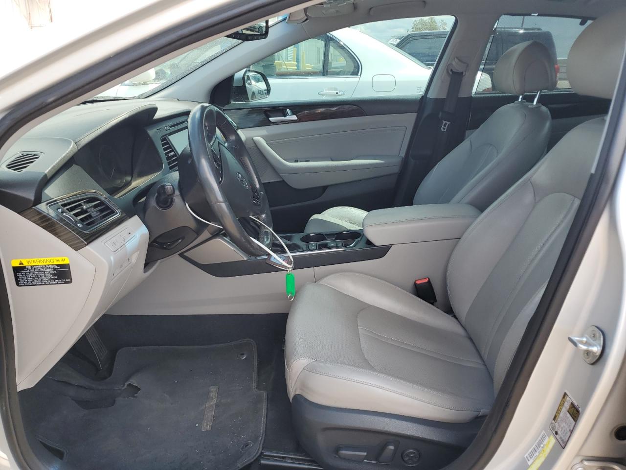 2016 Hyundai Sonata Hybrid VIN: KMHE34L15GA014792 Lot: 70359025