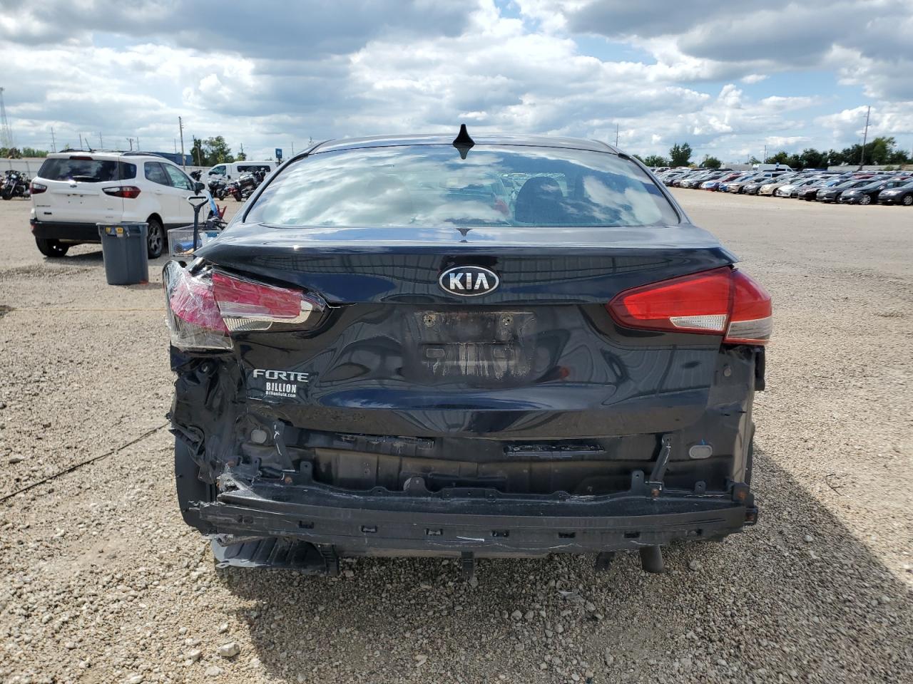 2017 Kia Forte Lx VIN: 3KPFK4A7XHE143984 Lot: 70048205