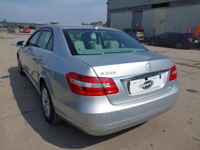 2013 MERCEDES-BENZ E220 SE CDI BLUEEF-CY S/S 