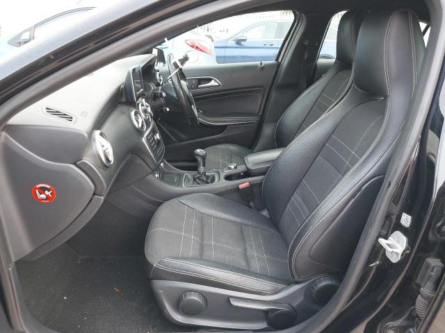 2014 MERCEDES-BENZ A180 BLUEEFFICIENCY SPORT 
