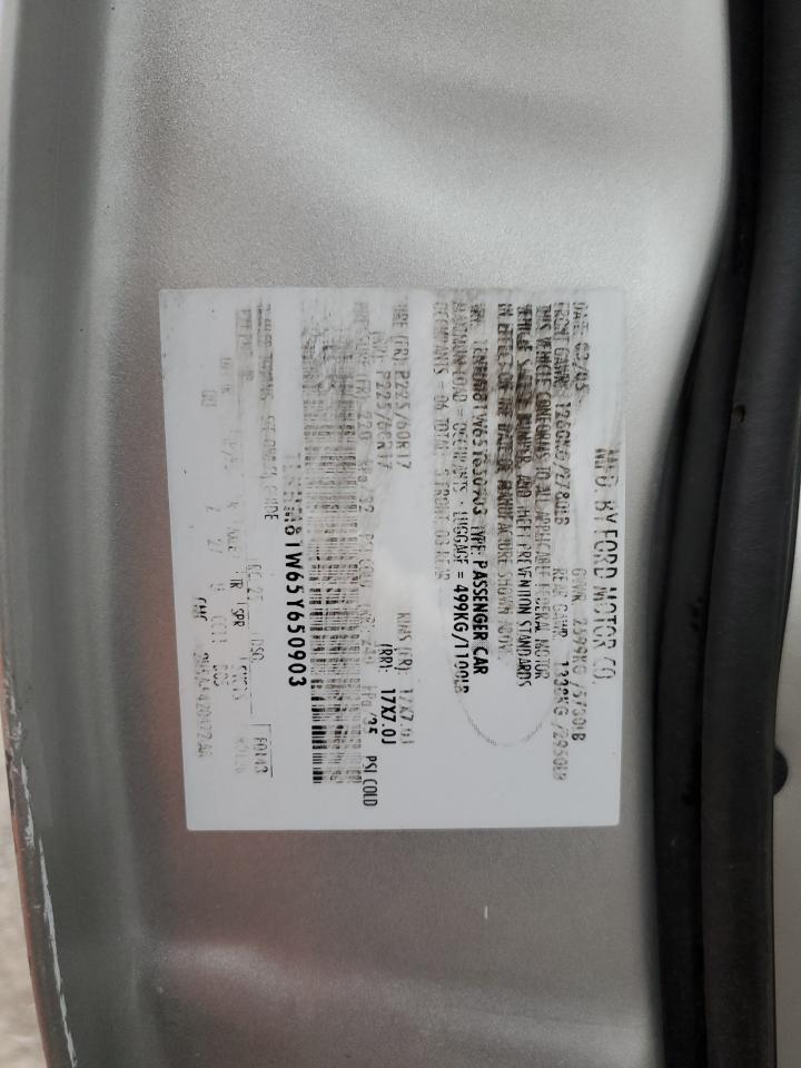 2005 Lincoln Town Car Signature VIN: 1LNHM81W65Y650903 Lot: 69999945