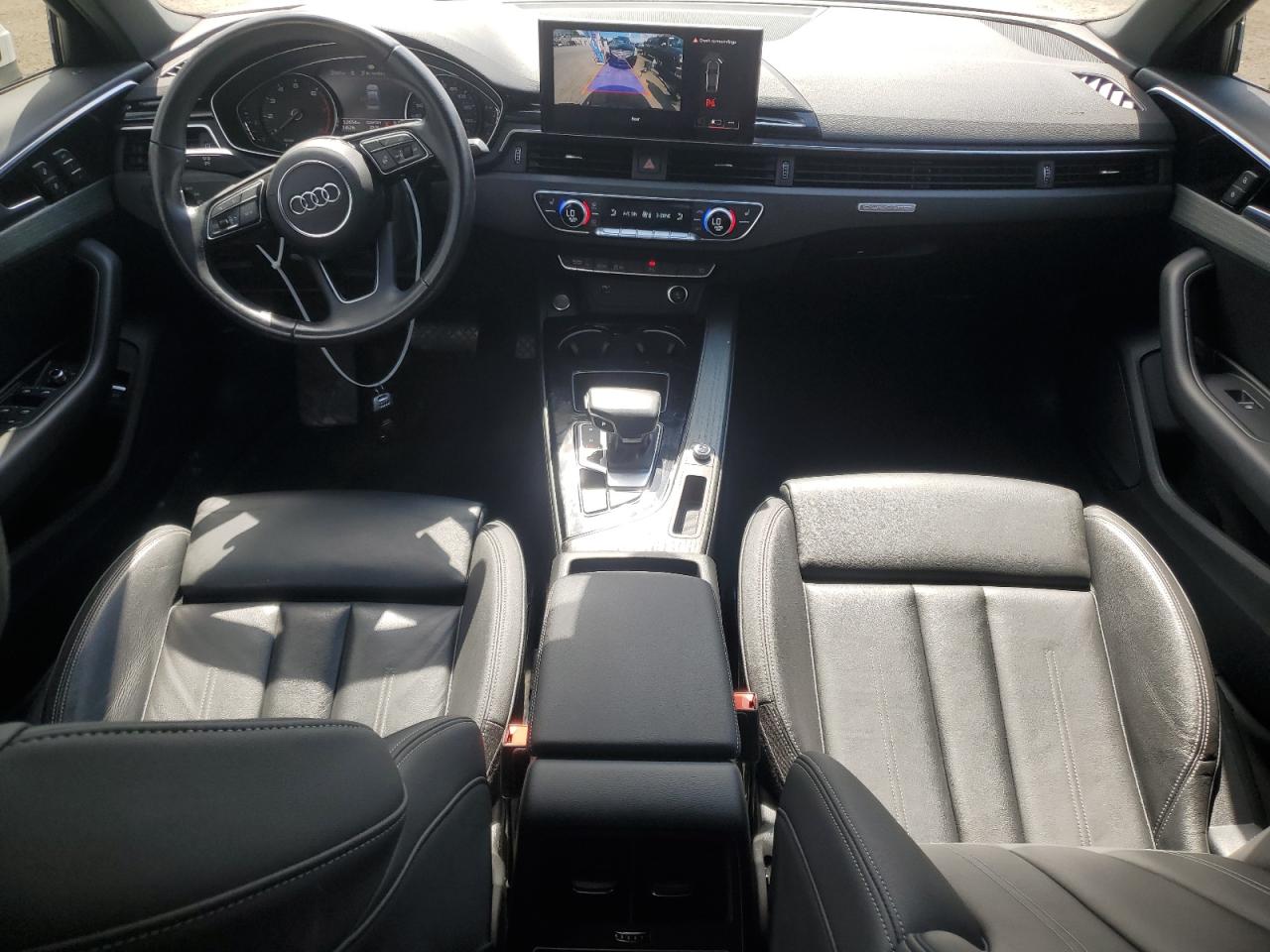 2021 Audi A4 Premium 45 VIN: WAUDAAF44MN005996 Lot: 70315515