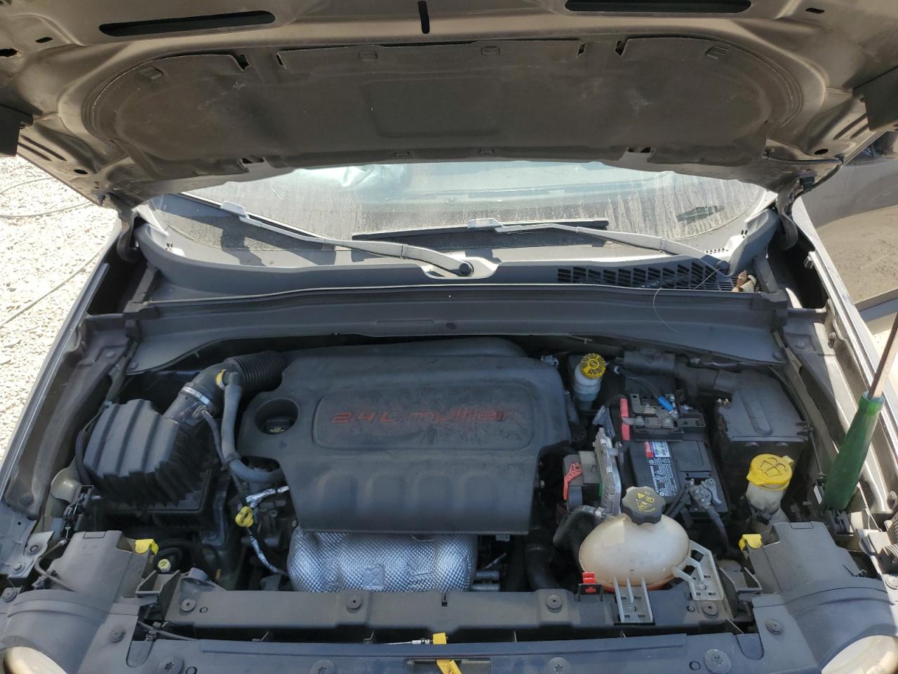 2016 Jeep Renegade Latitude VIN: ZACCJABT1GPC52481 Lot: 70184575