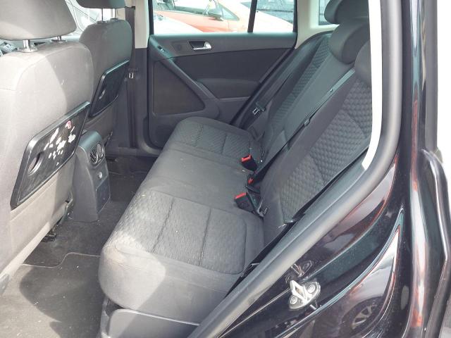 2011 VOLKSWAGEN TIGUAN MAT