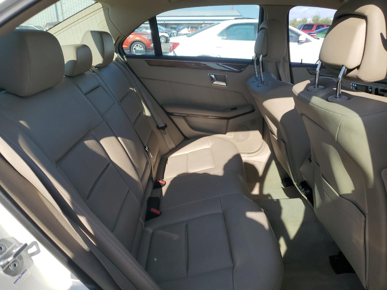 2011 Mercedes-Benz E 350 VIN: WDDHF5GB4BA321502 Lot: 70123085