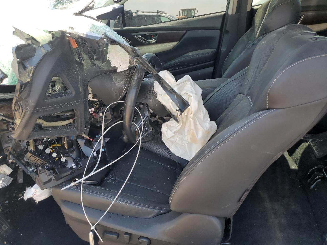 2021 Subaru Ascent Touring VIN: 4S4WMARD3M3414772 Lot: 67813495