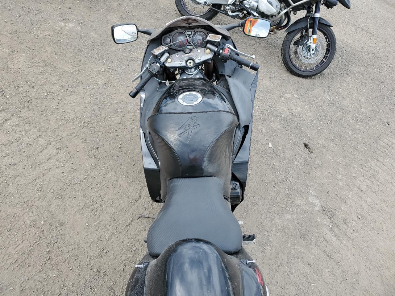 2003 Suzuki Gsx1300 R VIN: JS1GW71AX32105113 Lot: 70205945