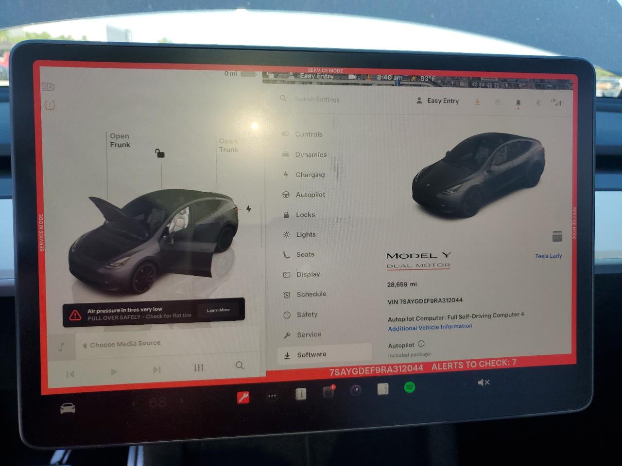 2024 Tesla Model Y VIN: 7SAYGDEF9RA312044 Lot: 69356605