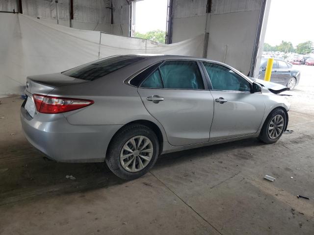 Sedans TOYOTA CAMRY 2016 Silver
