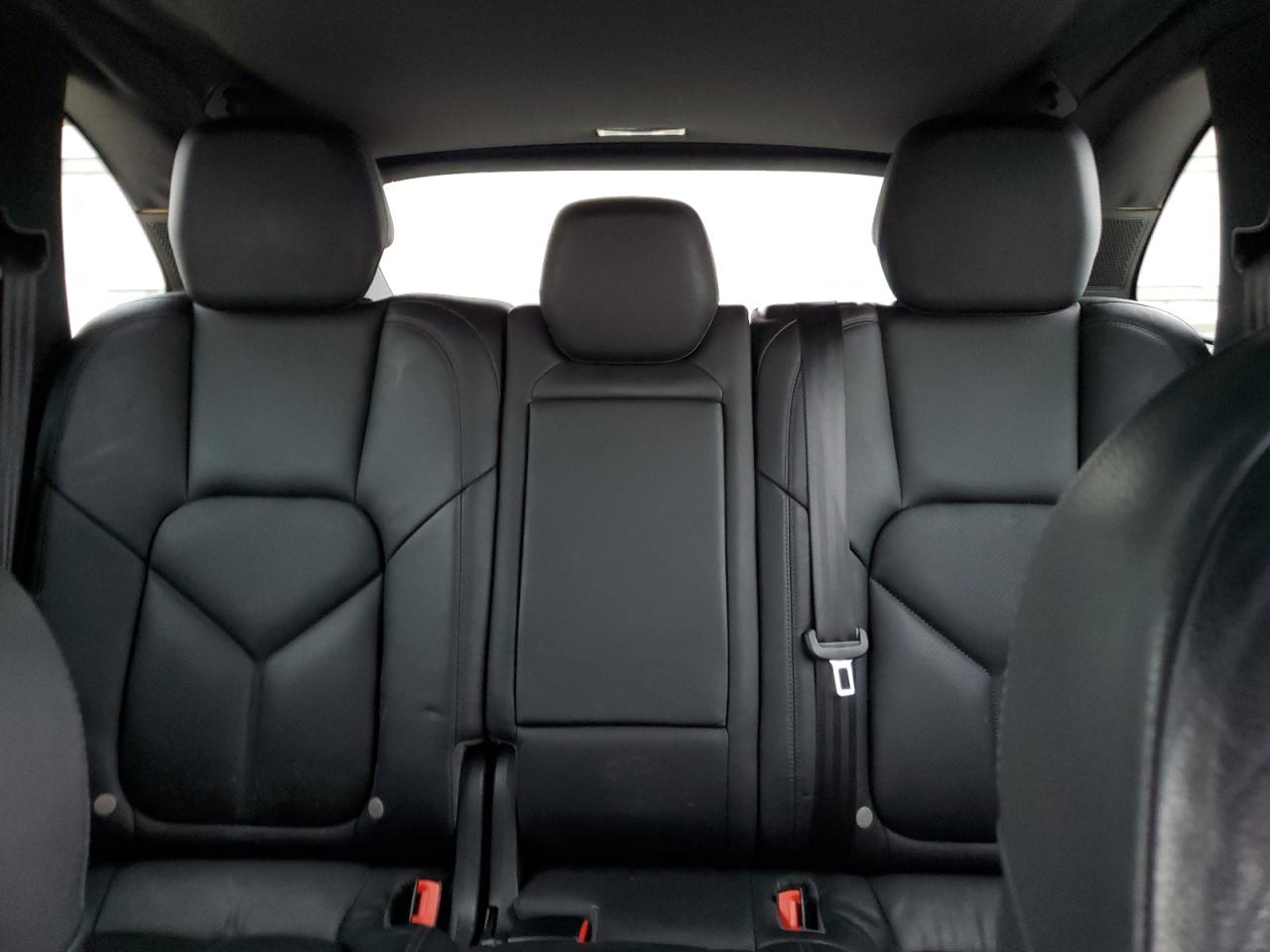 2016 Porsche Cayenne VIN: WP1AA2A25GKA12073 Lot: 70719915