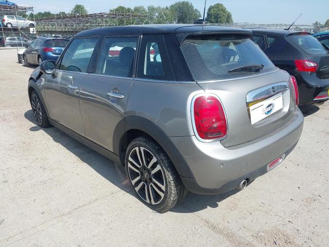 2018 MINI COOPER 