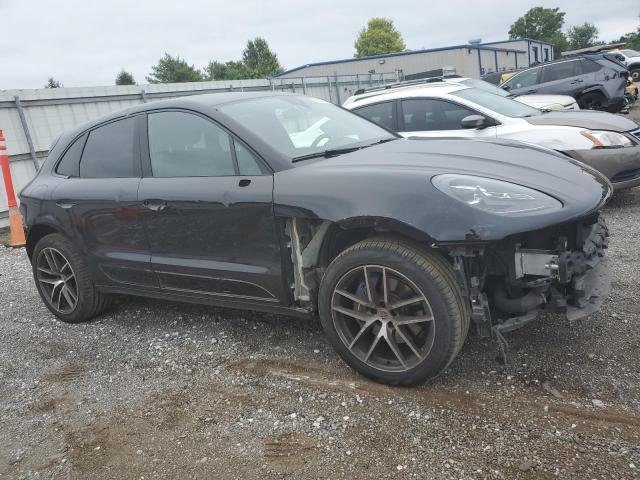  PORSCHE MACAN 2022 Черный