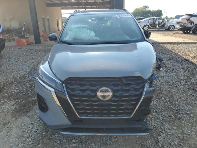  NISSAN KICKS 2024 Srebrny