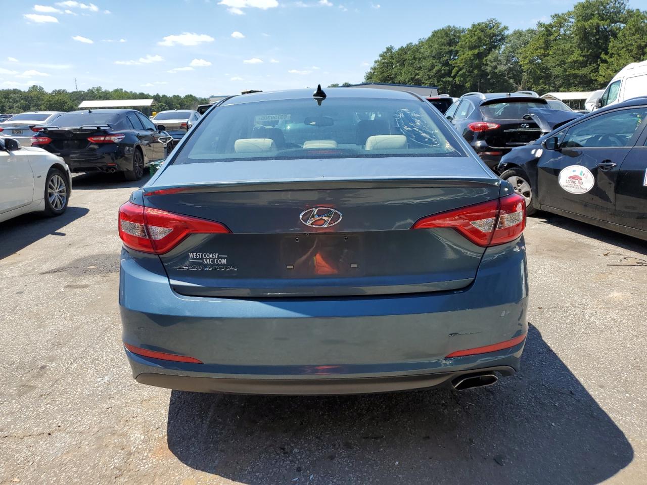 2015 Hyundai Sonata Se VIN: 5NPE24AF7FH165775 Lot: 69750305