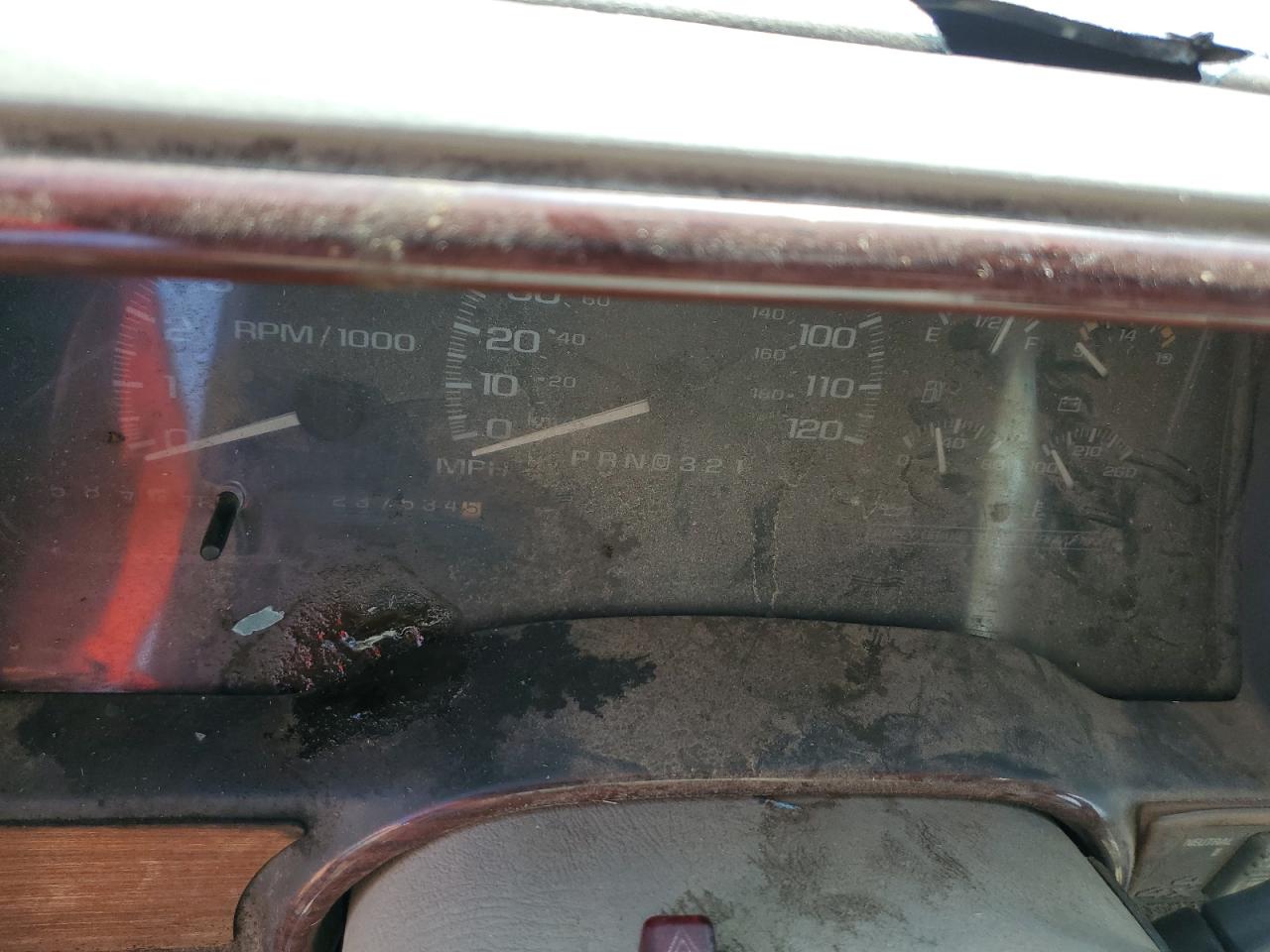 2000 Cadillac Escalade Luxury VIN: 1GYEK63R6YR196587 Lot: 69536935