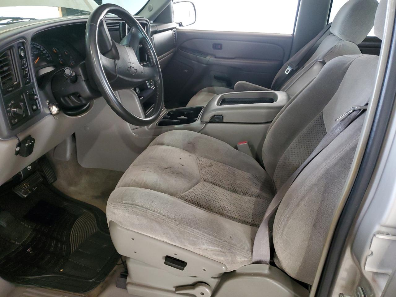 2004 Chevrolet Tahoe K1500 VIN: 1GNEK13V44R279636 Lot: 67116035