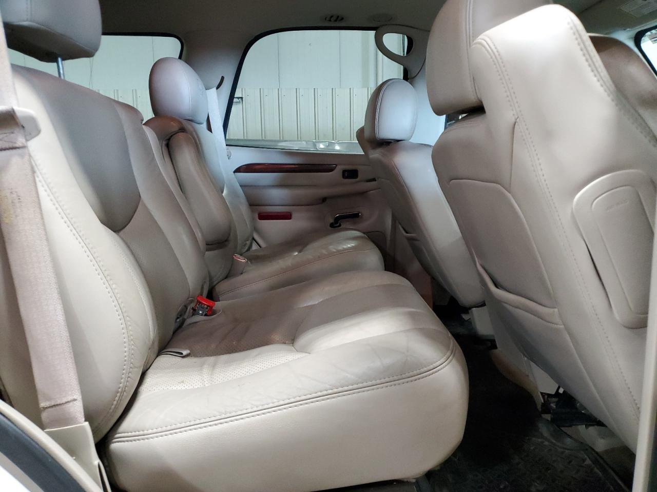 2005 Cadillac Escalade Luxury VIN: 1GYEK63N05R268473 Lot: 70662375