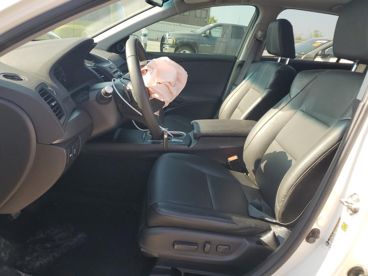 2018 Acura Rdx VIN: 5J8TB3H37JL015541 Lot: 67037925