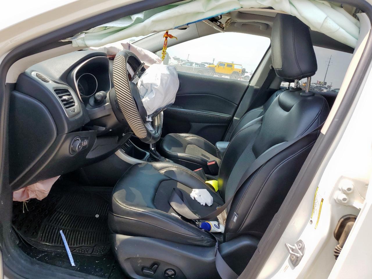 2017 Jeep Compass Latitude VIN: 3C4NJCBB6HT629358 Lot: 70704555